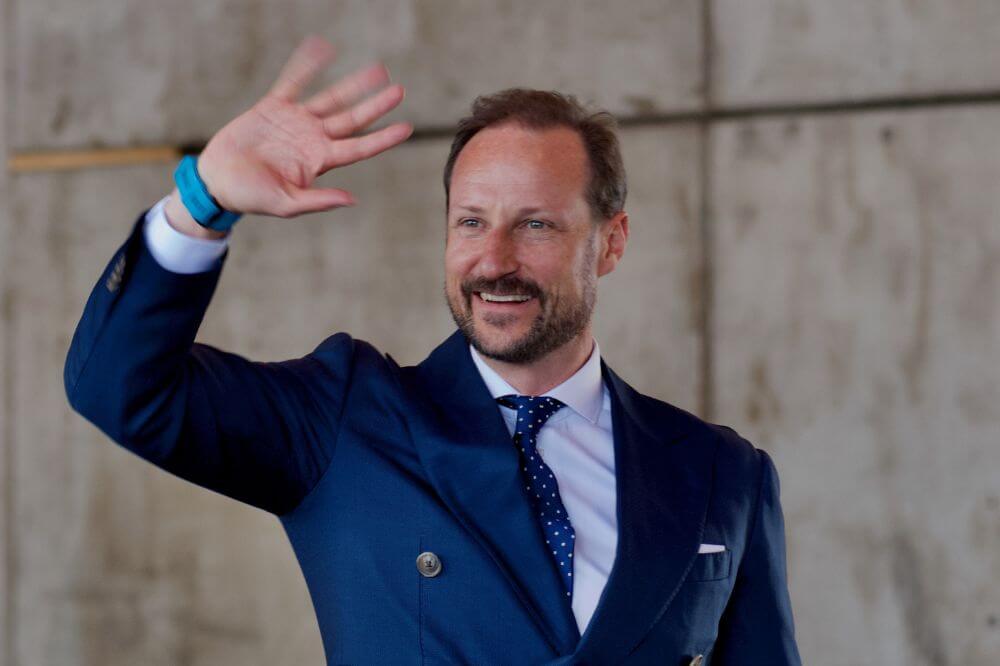 Norveç’te yas ve taht değişimi: Yeni kral Haakon kimdir?