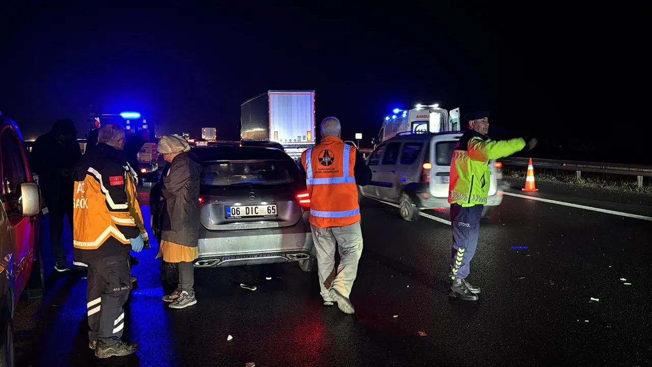 Bolu'da otoyolda zincirleme kaza: Yaralılar var!
