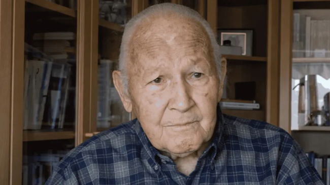 Ödünsüz Atatürk devrimcisi şair ve psikolog Örgen yaşamını yitirdi