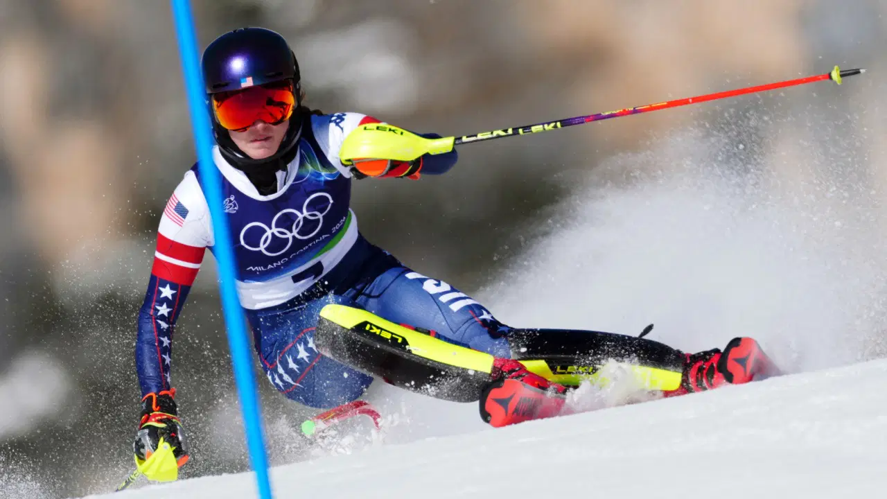 Mikaela Shiffrin Kış Olimpiyat Oyunları'nda 12 yıllık hasretine son verdi!