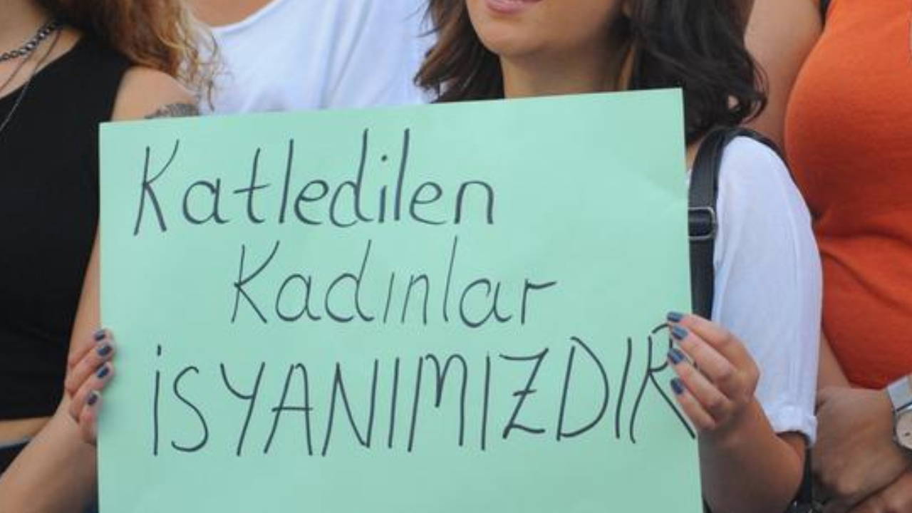 Türkiye'de Kadınların Hayatları Bir Kez Daha Tehlike Altında: Ağustosta Tırmanan Cinayet Rakamları