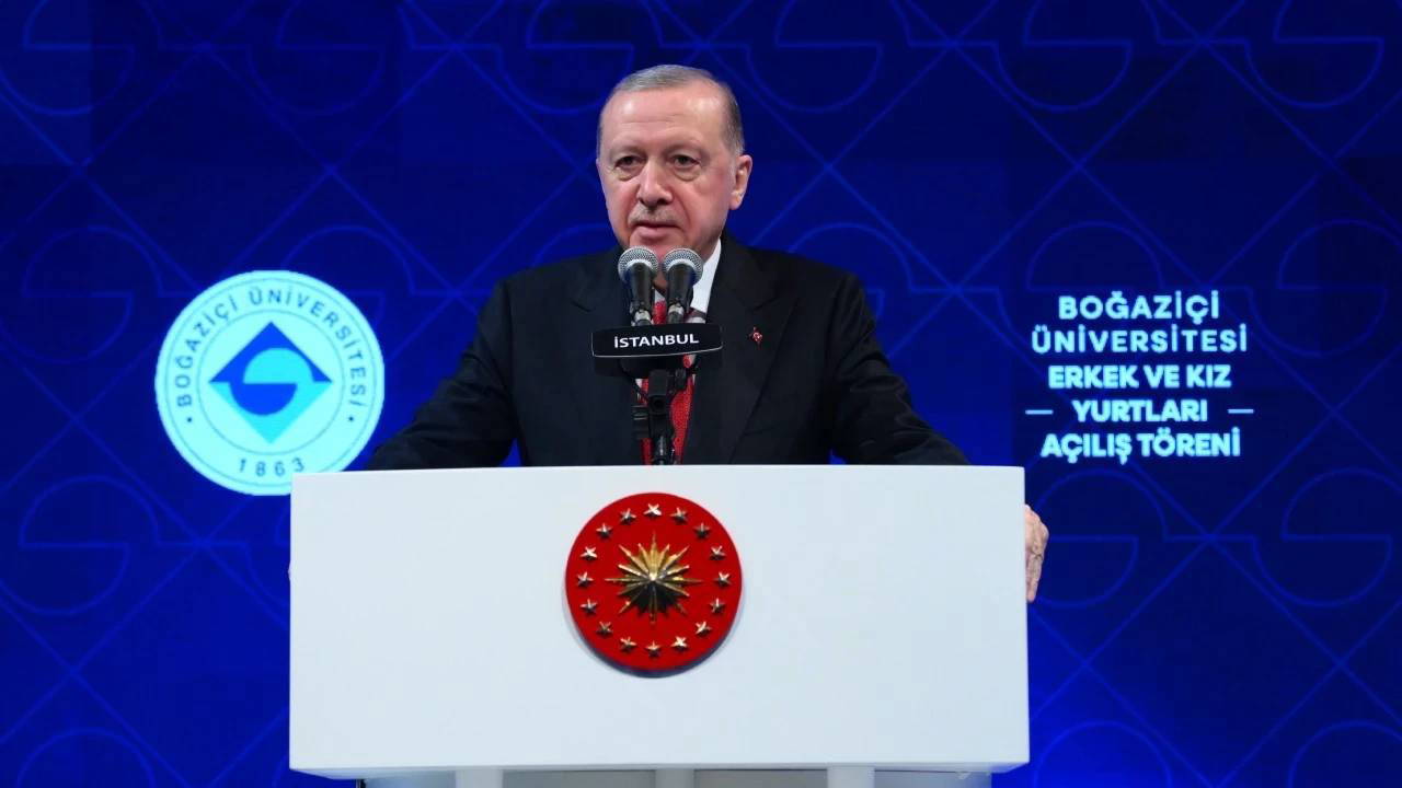 Erdoğan ‘asli görevlerine dönmeli’ derken, üniversiteler yetersiz bütçeden şikayet ediyor: ‘Üniversite kavramı değersizleşiyor’