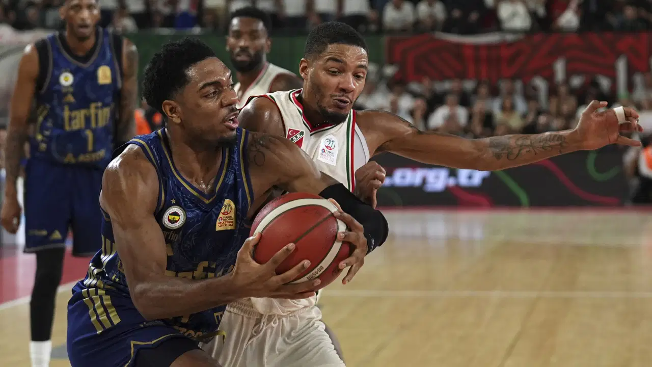 Fenerbahçe Tarfin, Karşıyaka deplasmanında hata yapmadı!