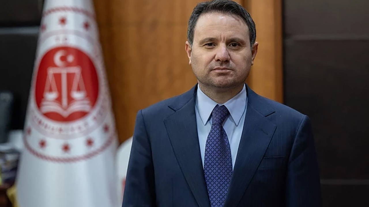 'Yeni' Adalet Bakanı Akın Gürlek'in portresi: Ekrem İmamoğlu, İBB, Selahattin Demirtaş, Ayşe Barım, Selçuk Kozağaçlı, Mabel Matiz, LeMan, Manifest...