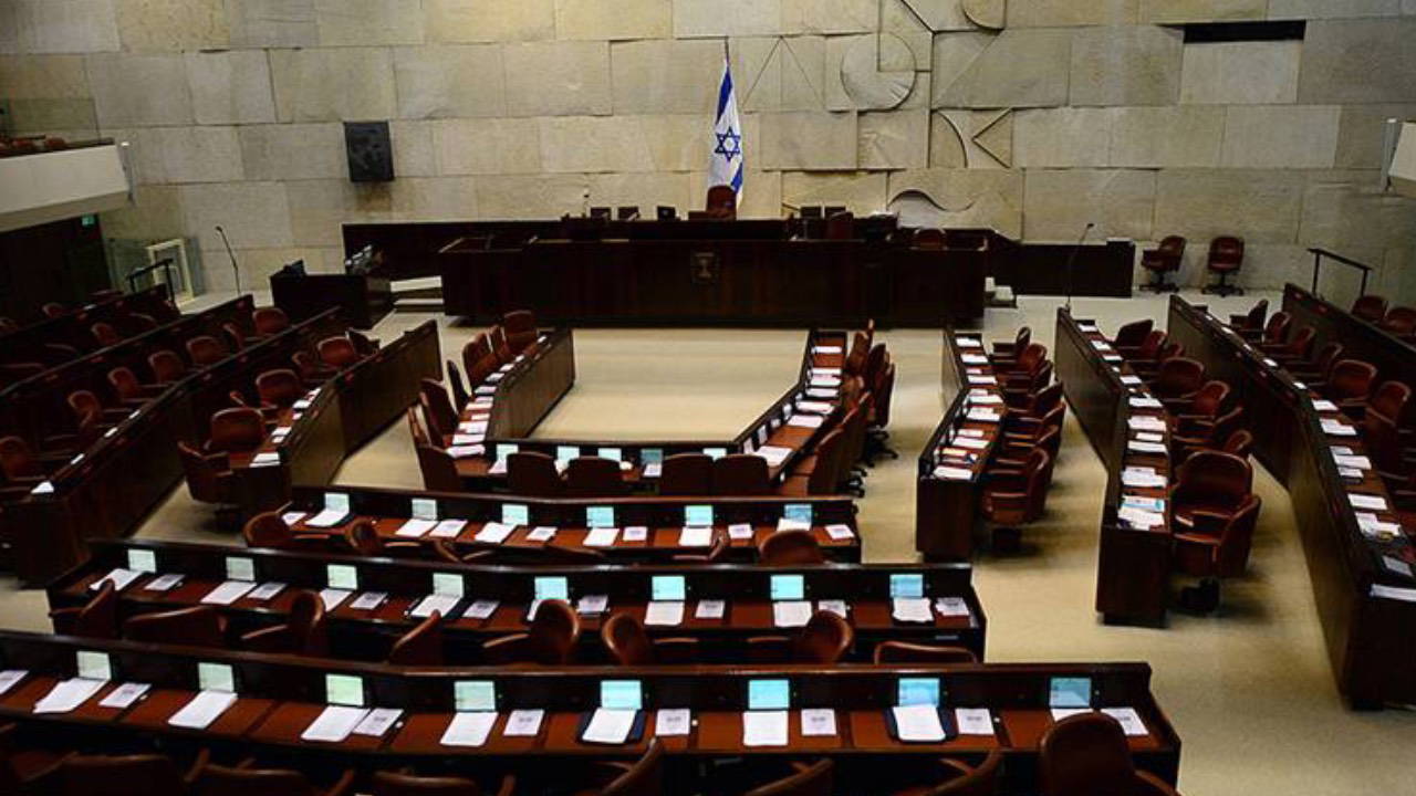 Batı Şeria'daki yasa dışı yerleşimlerin ilhakını öngören tasarı İsrail Meclisinde ön oylamada kabul edildi