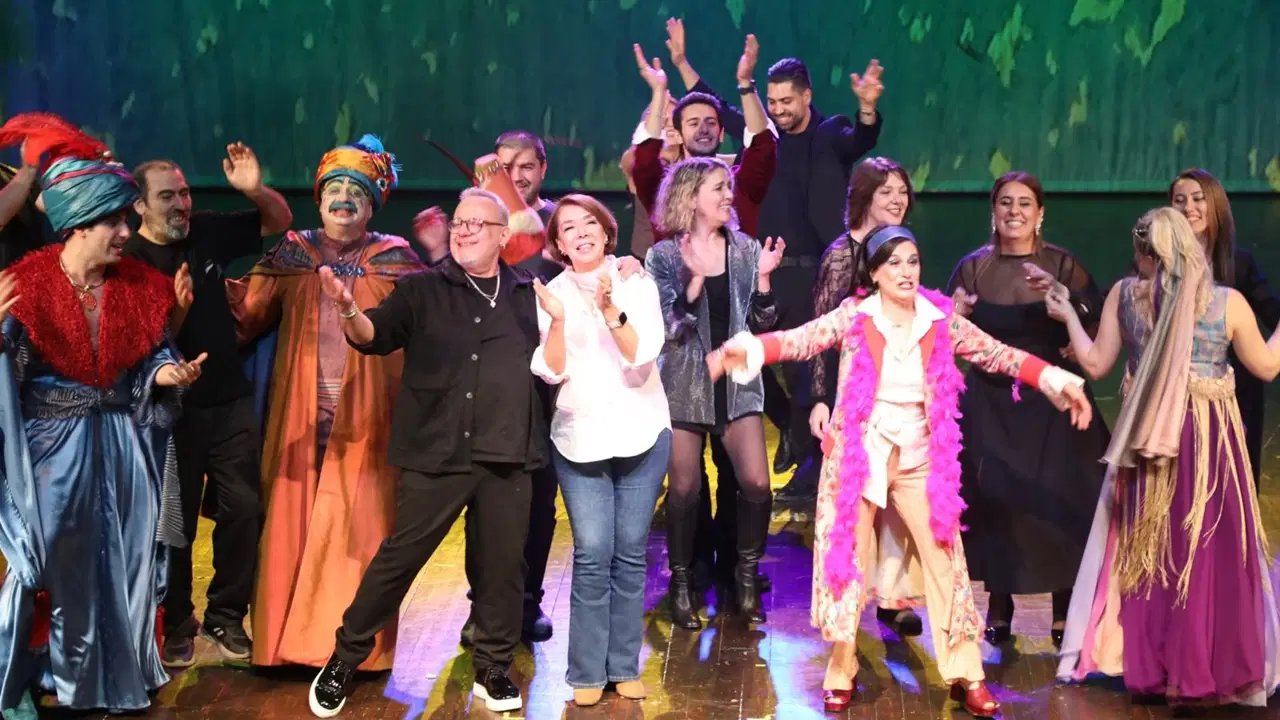 Haramiler müzikali prömiyer yaptı