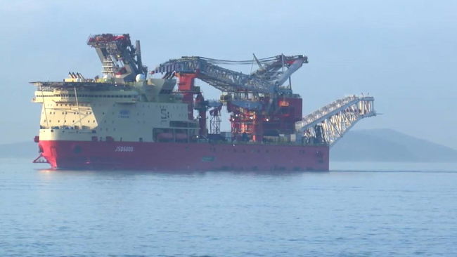 Dev gemi geçiş yapıyor... İstanbul Boğazı geçici olarak kapatıldı
