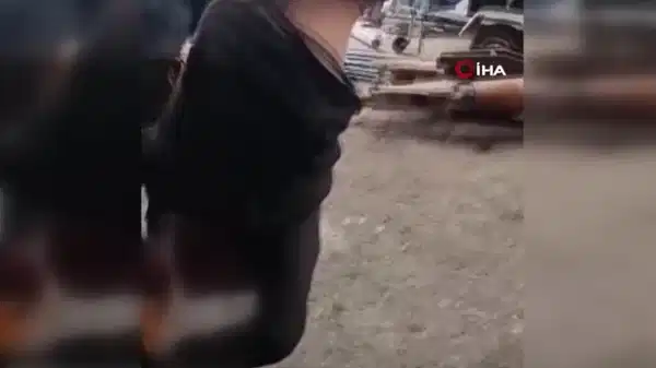 Zihinsel engelli çalışanı ayağından bağlayıp vince astıkları iddia edilen 3 şüpheli tutuklandı