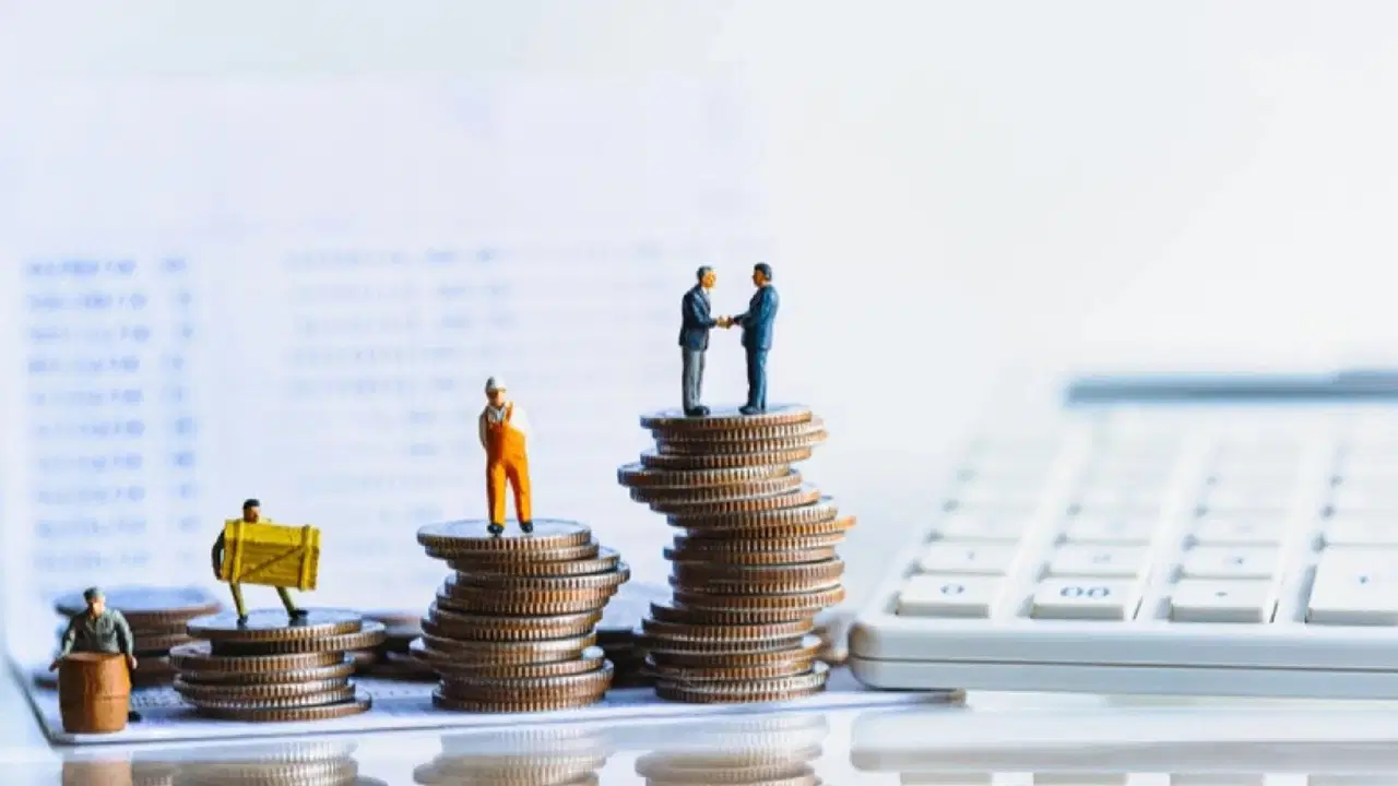 Eşitsizlikte 'uçurum' devri: Bir milyarderin 19 dakikası emekçinin 1 yılına eşit!