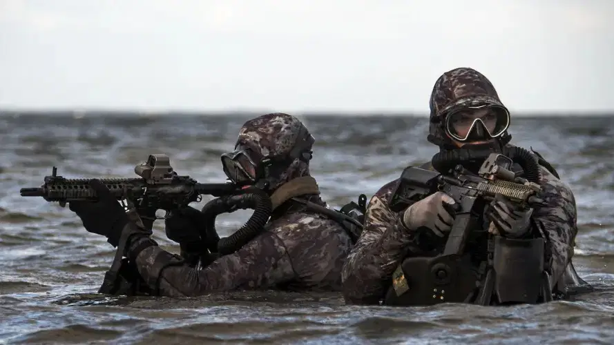 Hürmüz Boğazı için kritik senaryo: ABD’nin İran’a kara harekâtı ihtimali artıyor