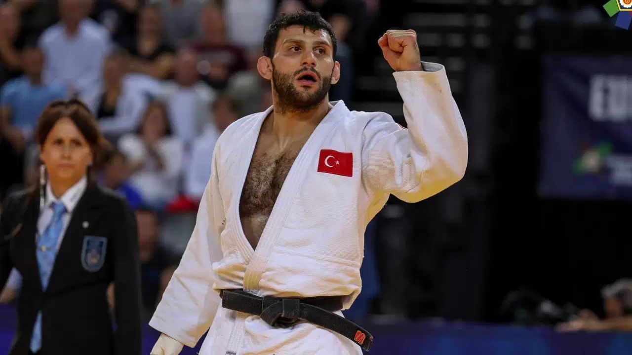 Vedat Albayrak Tiflis'te altın madalya kazandı!