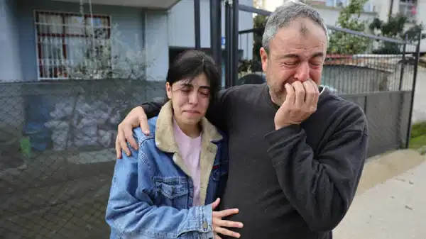 Arkadaşına IBAN'ını verdi, hayatı kabusa döndü: Gözyaşlarıyla teslim oldu!