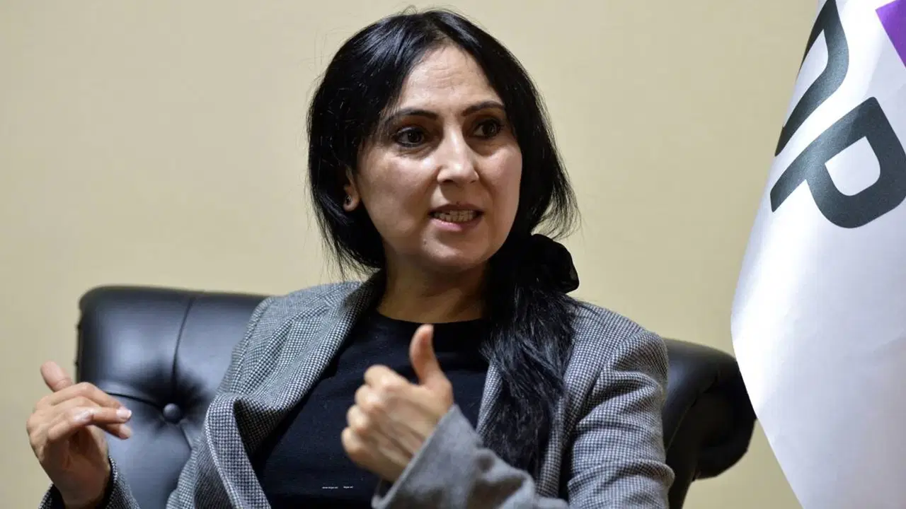 Figen Yüksekdağ'dan dikkat çeken 'süreç' yorumu: 'CHP'ye yönelik operasyonlar demokratik zemini kilitliyor'