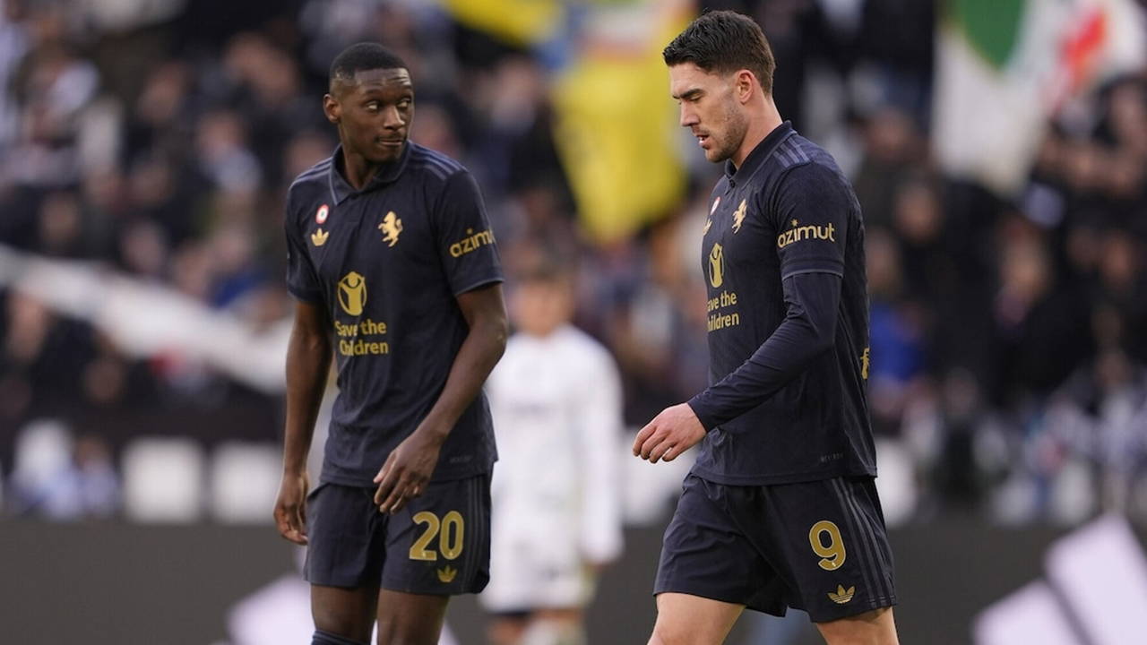 Comolli'den Vlahovic ve Kolo Muani açıklaması! 
