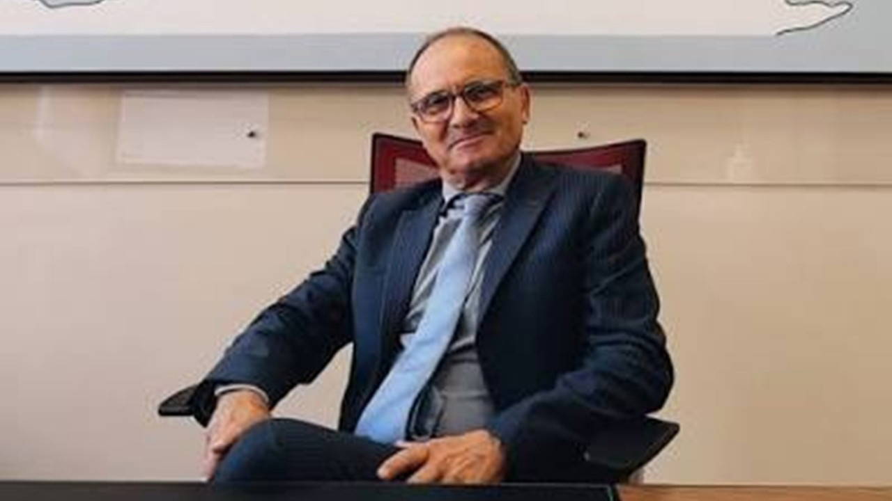 Tez-Koop-İş: Özel İtalyan Lisesi Müdürü 'Persona Non Grata' ilan edildi