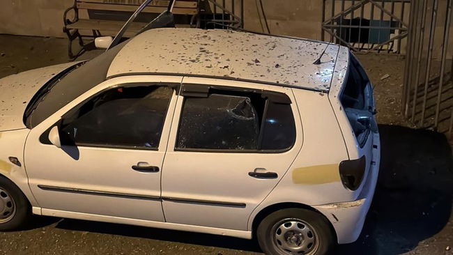 Emniyetin yakınındaki araçların üstüne İHA düşüp, patladı!