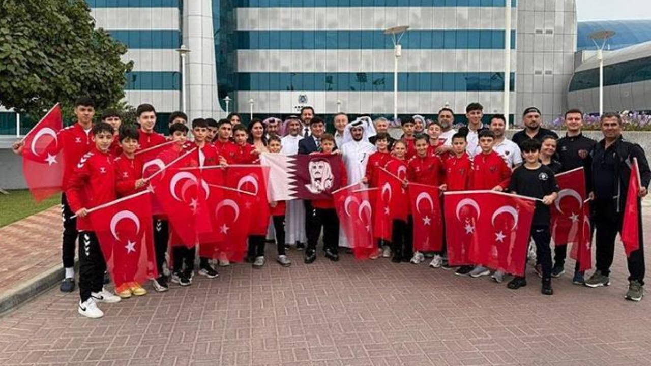 Katar’da mahsur kalan sporcular Türkiye’ye dönüş yoluna geçti