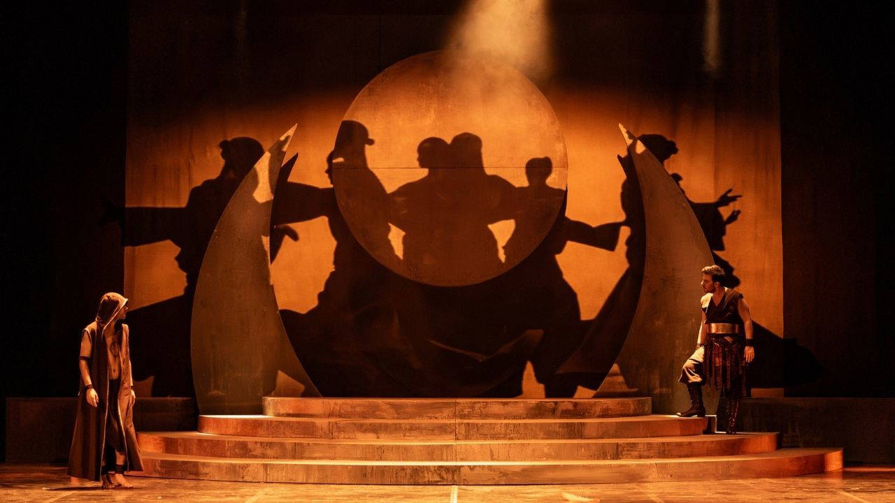 İDOB tarafından 'Deli Dumrul' ve 'Tehlikeli Oyun' eserlerinin dünya prömiyeri yapıldı