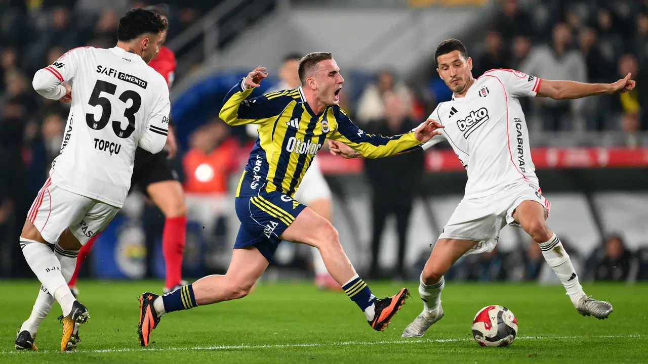 Beşiktaş'tan derbide hakem tepkisi: 'Basma yok! Oyna devam!'