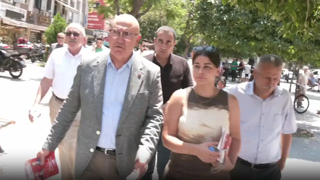 CHP’li Tanal'dan Adana sokaklarında miting çağrısı: 'Zeydan Başkan'ın cezaevinde ne işi var?'