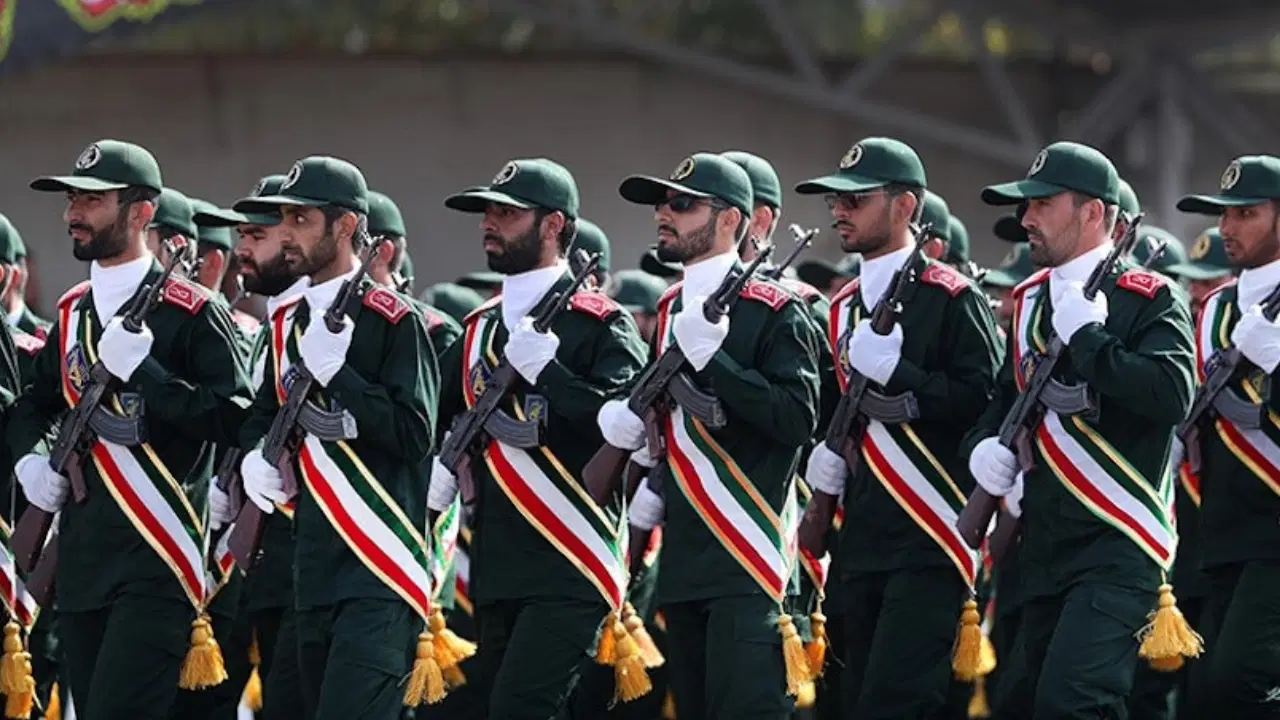 İran'dan 'intikam' operasyonu: 'Tarihteki en yıkıcı taarruz operasyonu başlatılacak'