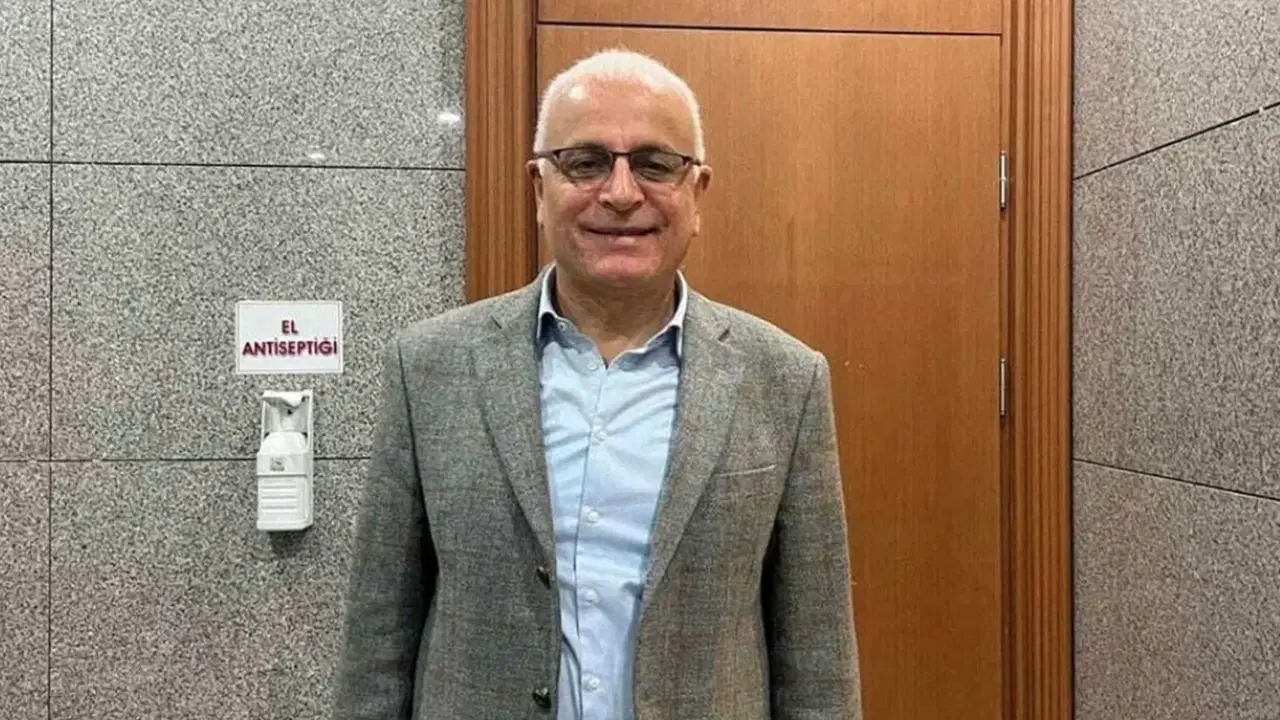 Merdan Yanardağ için dayanışma buluşması: Kadıköy’de imza günü düzenleniyor