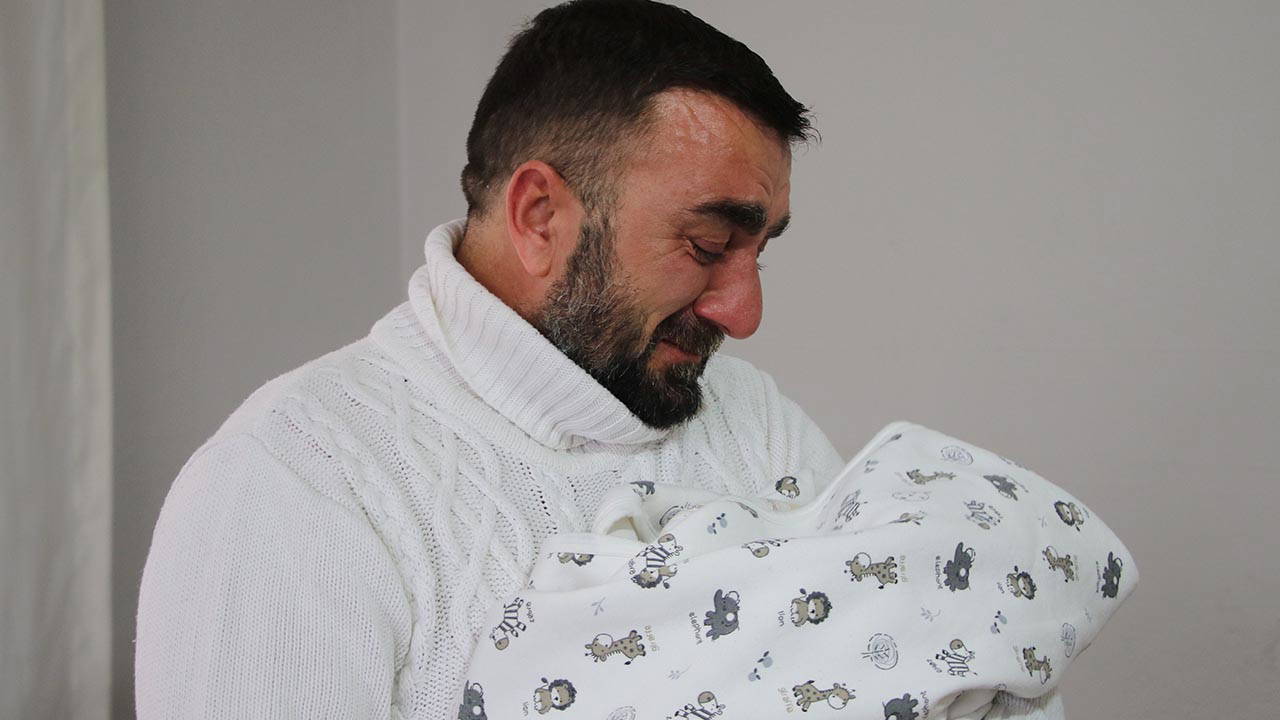 İstanbul’un göbeğinde çete dehşeti: Can güvenliği kalmayan aile başka şehre kaçtı!