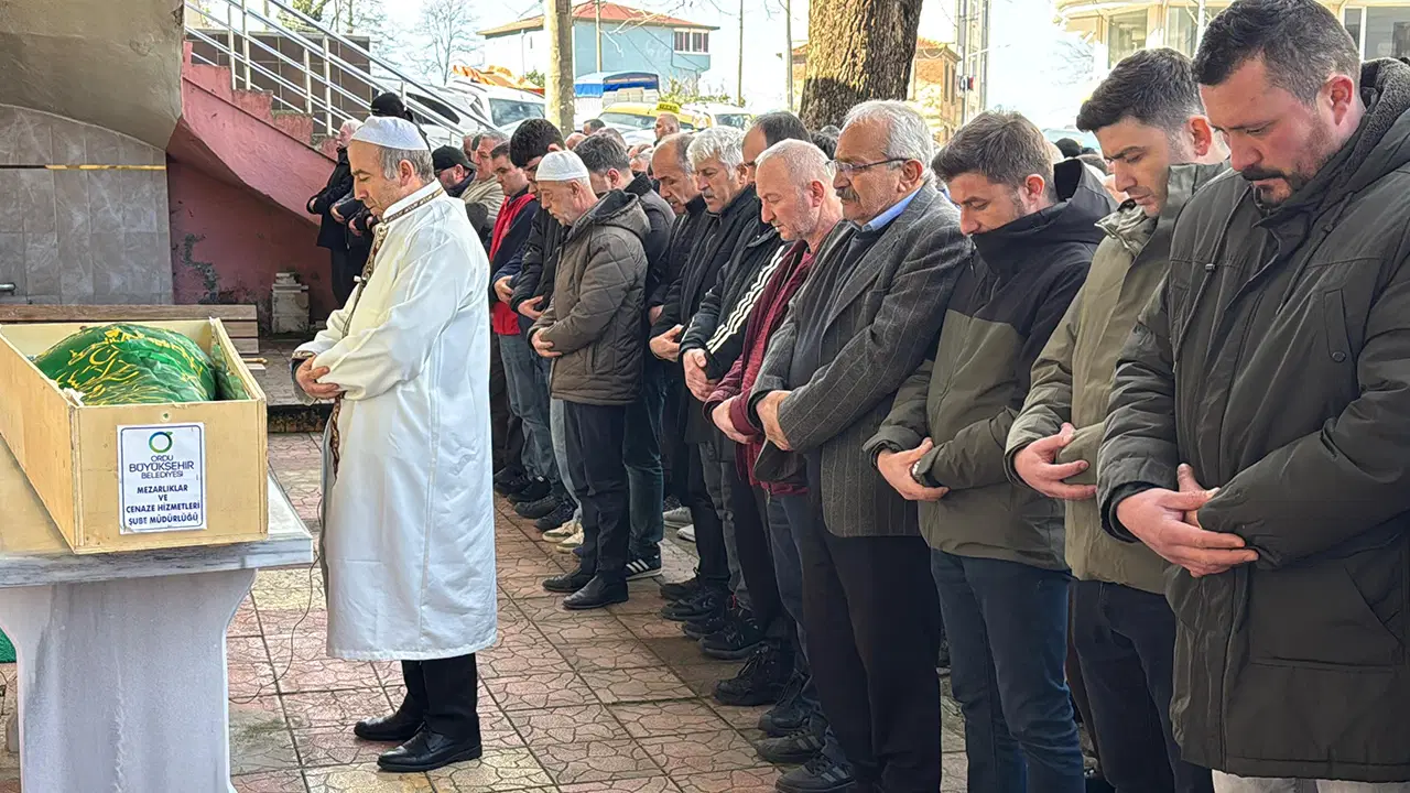 Karasu sahilinde bulunmuştu: Mustafa Ünlü memleketi Ordu’da defnedildi