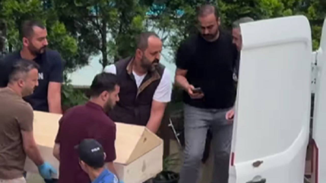 İstanbul'da acı olay: Boşanan erkek ve kadının cansız bedenleri bulundu
