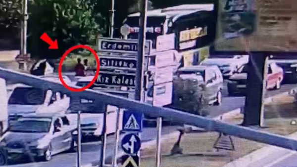 65 yıl hapis cezasıyla aranıyordu: Belediye otobüsünde yakalandı
