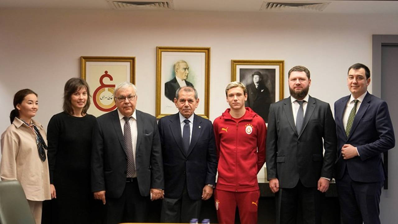 Rus heyetinden Galatasaray'a ziyaret