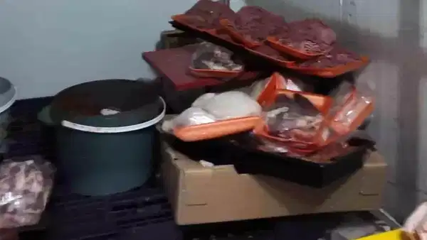 Kocaeli’de skandal: Bozuk et satan kasap mühürlendi