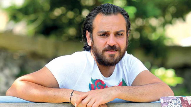 Erkan Kolçak Köstendil’den dev kadrolu yeni film: 'Çare Messi' geliyor!