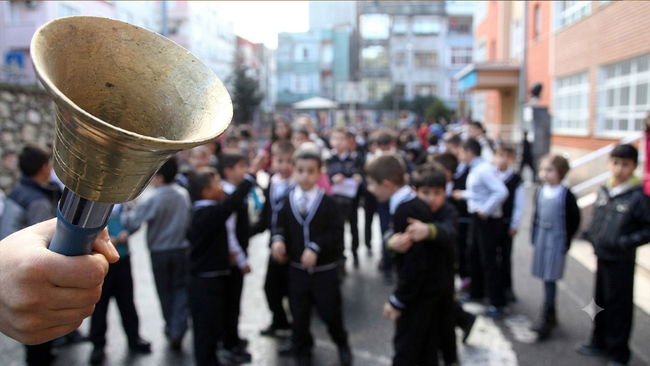 Milyonlarca öğrenci için yaz tatili başlıyor