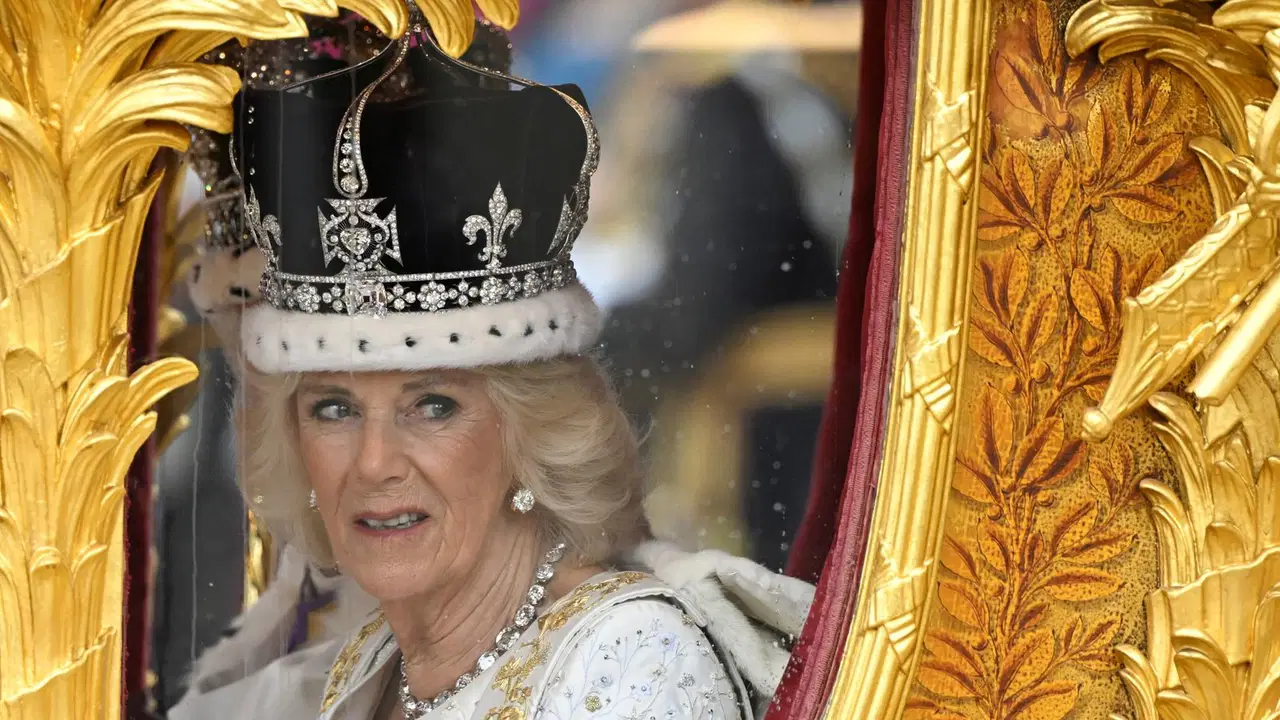Kraliçe Camilla’dan yıllar sonra itiraf: Trende cinsel saldırıya uğradım