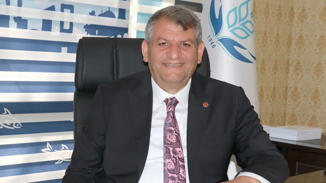 AKP’li başkan için kritik iddia: 'YKS'de kopya düzeneği kurdu'