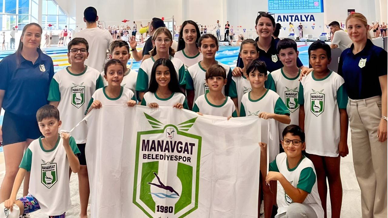 Manavgat Belediyespor yüzme kulübü sporcularından dereceler