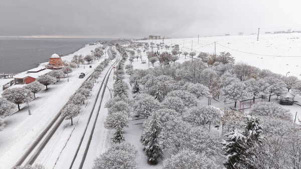 Van'ın 3 ilçesinde eğitime bir günlük kar arası