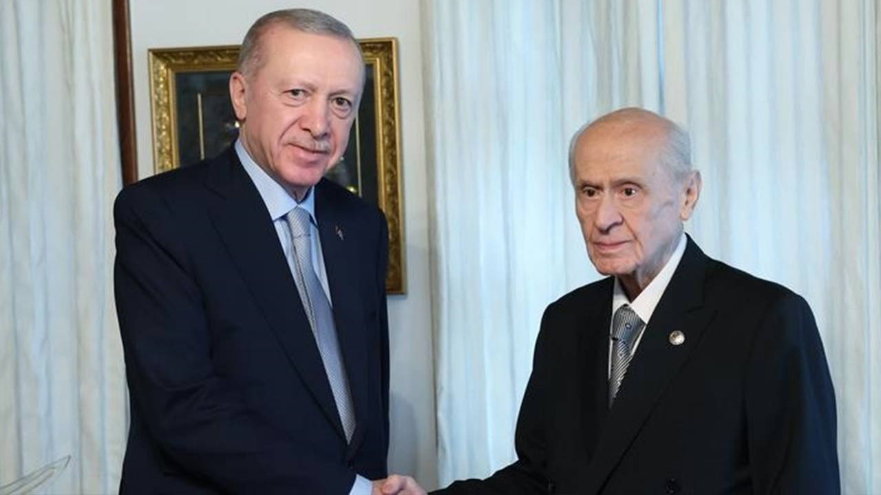 Erdoğan ve AKP’den şikayetçi! Çok konuşulacak ‘Devlet Bahçeli’ iddiası: ‘Ziyaretine gelenlere yakınıyor…’ – Son Dakika Siyaset Haberleri Erdoğan ve AKP’den şikayetçi! Çok konuşulacak ‘Devlet Bahçeli’ iddiası: ‘Ziyaretine gelenlere yakınıyor…’ – Son Dakika Siyaset Haberleri