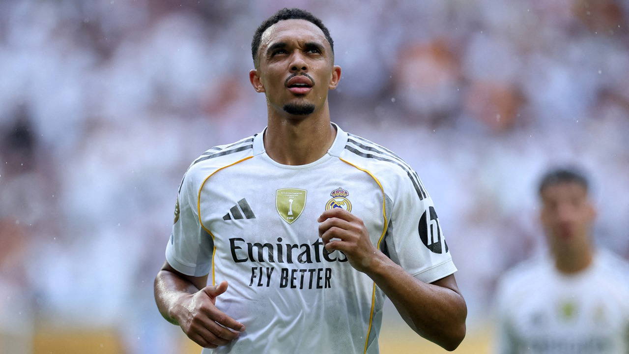 Trent Alexander-Arnold'dan Real Madrid'e kötü haber!