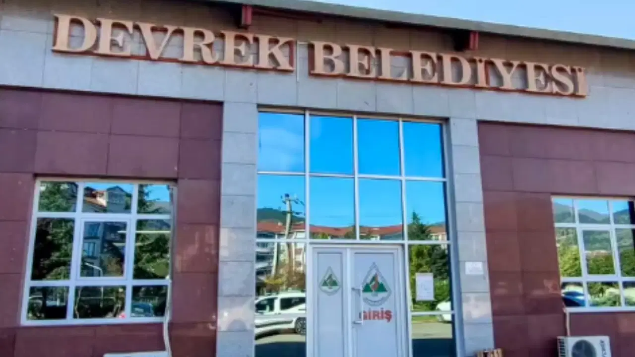 Zonguldak Devrek Belediyesi'ne operasyon: 30 kişi hakkında dava açıldı