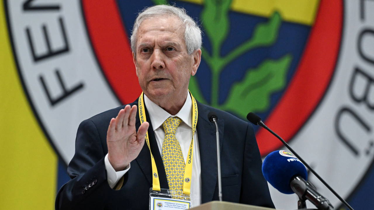 Aziz Yıldırım'dan basın mensuplarına mesaj: 'Yalan yazarsanız...'
