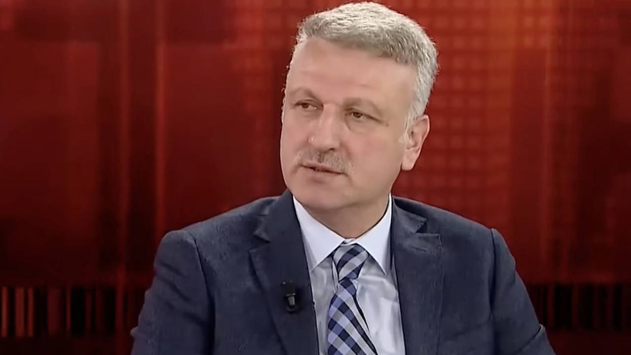 Cumhurbaşkanı Başdanışmanı Oktay Saral'dan AKP içine sert mesaj: 'Erdoğan'ı yalnız bırakanlar var...'