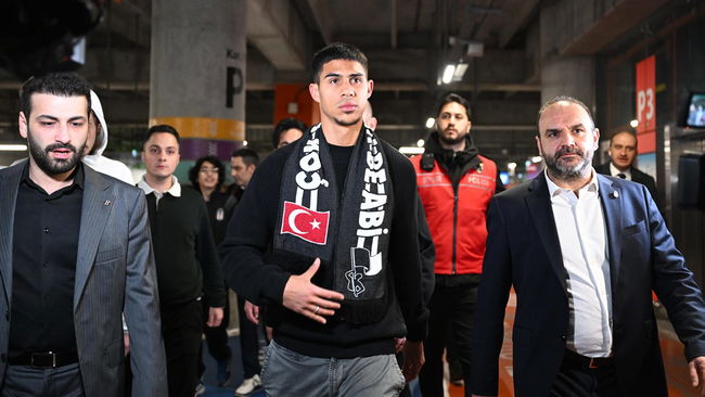 Beşiktaş'ta yeni transfer ile yollar ayrılıyor! 