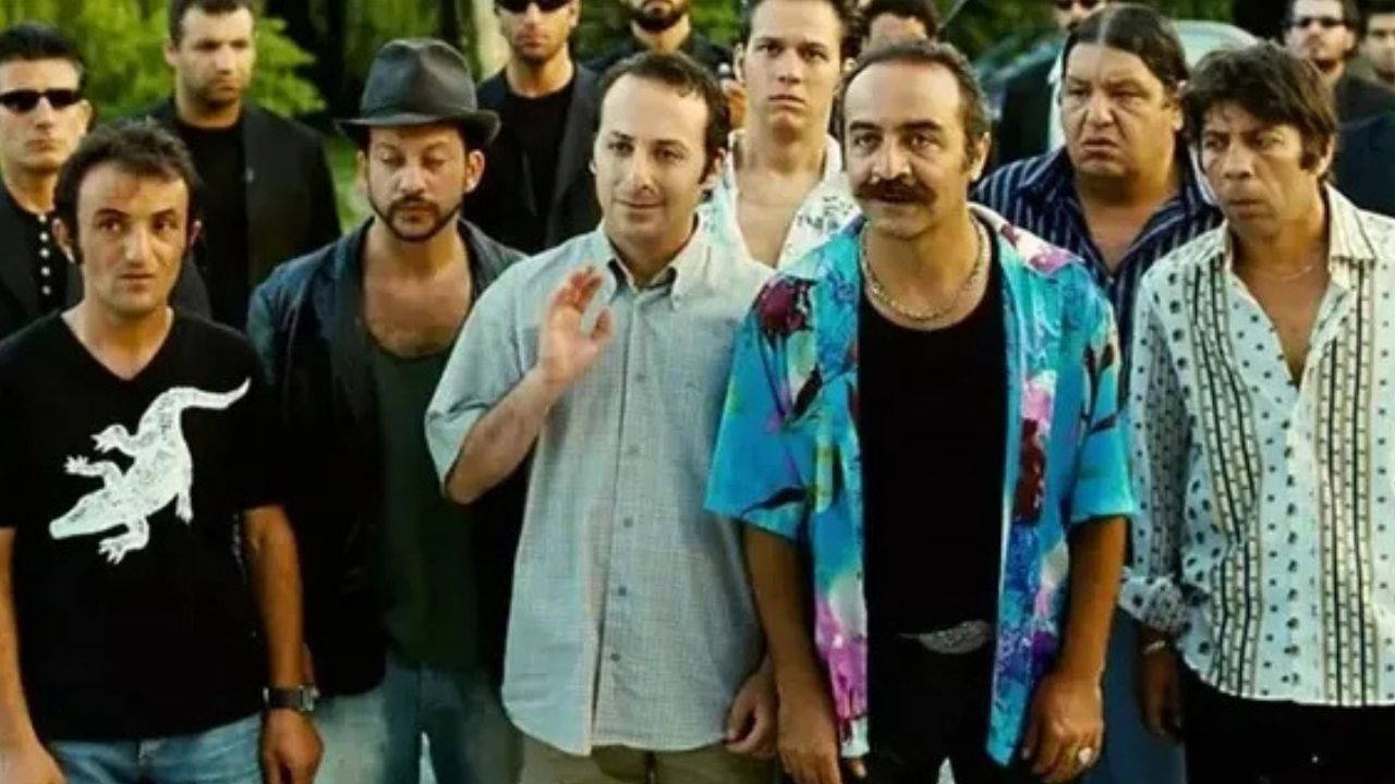 TV yayın akışı 17 Ağustos Pazartesi! Bugün hangi kanalda ne var?