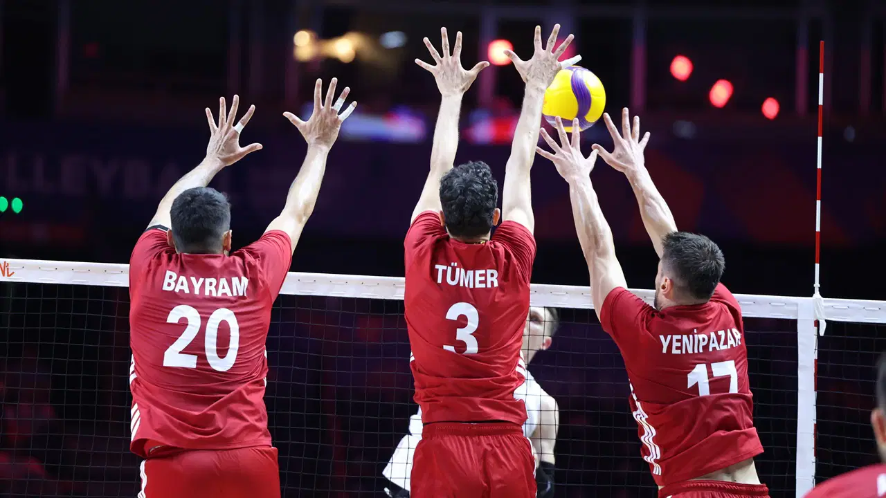 Slovenya engelini aşamadık: Filenin Efeleri, FIVB Milletler Ligi'ne çeyrek finalde veda etti
