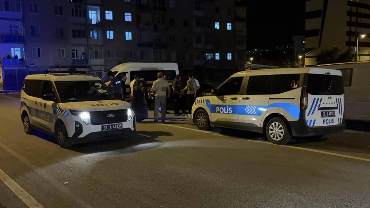 ‘Torpil patlatma’ kavgasında sopa ve satırla saldırdılar: 3 yaralı