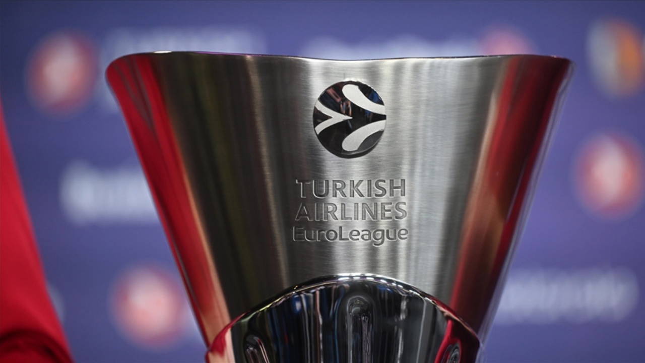 EuroLeague'de tarihi karar!