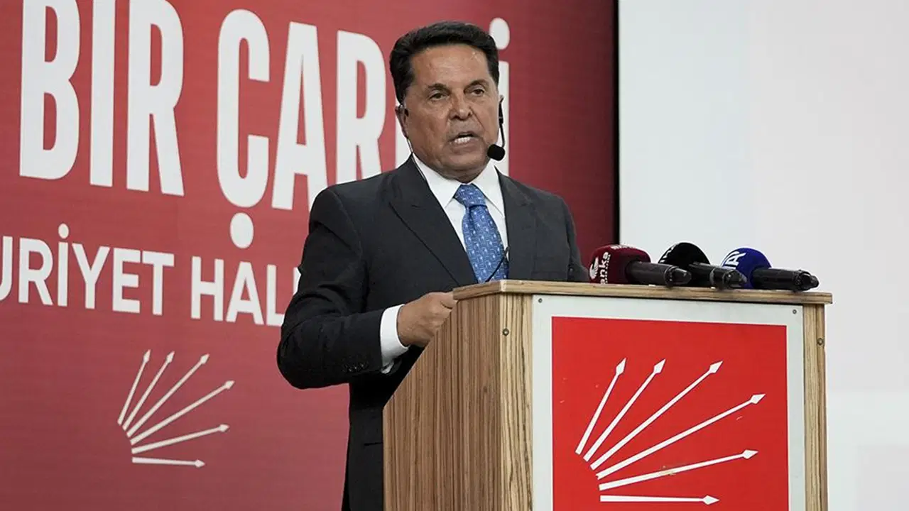 Ahmet Özer için 'göreve iade' başvurusu: İçişleri Bakanlığı'na dilekçe verildi