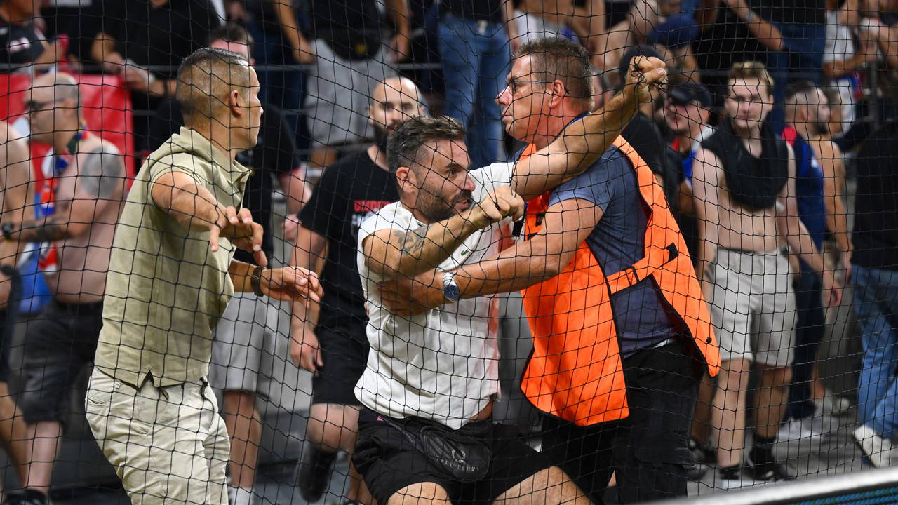 Fransız basınından dikkat çeken iddia: UEFA'dan Fenerbahçe ve Guendouzi'ye ceza gelebilir